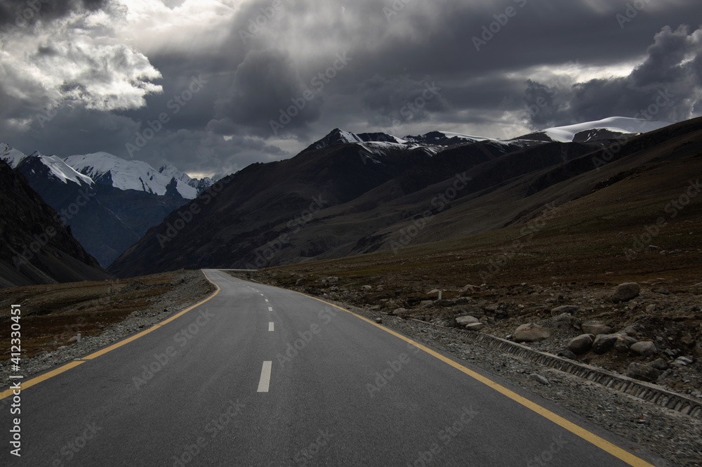 The Road To Khunjerab Pass The Road To Khunjerab Pass