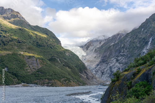 Fototapeta Naklejka Na Ścianę i Meble -  west coast New Zealand glacier franz josef fox glacier hokitika arthus pass otira