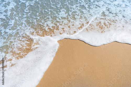 Smooth Waves on the Beach background