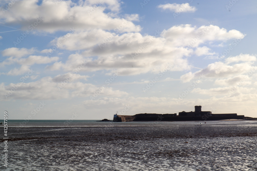Obraz premium lighthouse on the beach