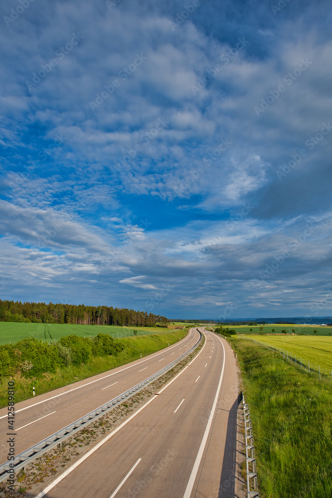 Fototapeta premium Blick auf die Autobahn in Oberfranken Deutschland