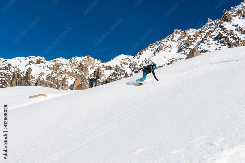 Snowboard freeride under the Chardonnet, Chamonix, France