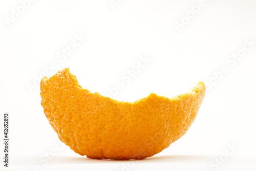 Fotografija orange peel isolated on a white background