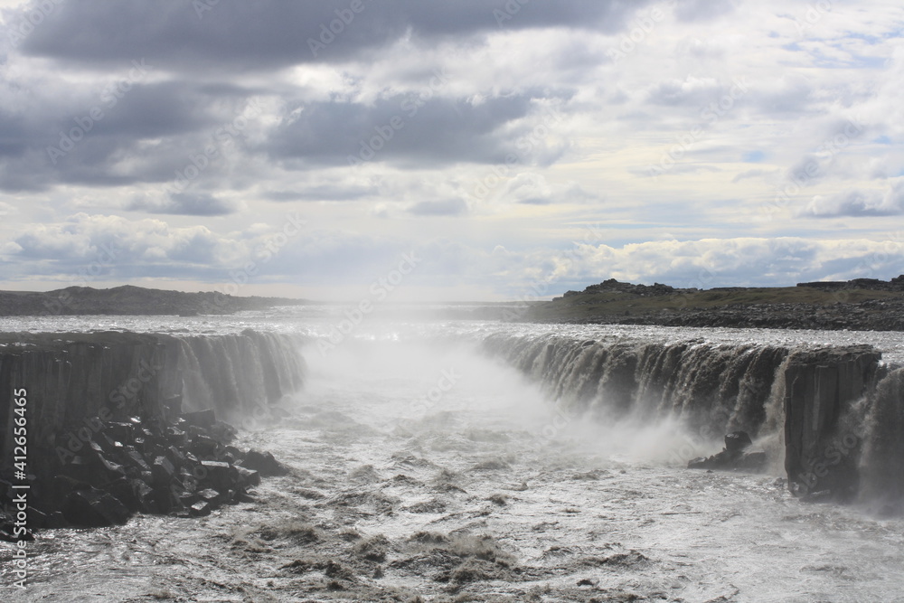 Cascada de Selfoss, Islandia salvaje.