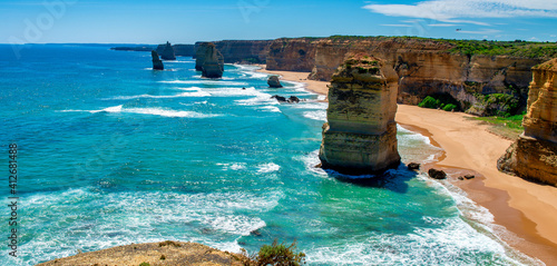 Quadro su tela Amazing coastline of the Twelve Apostles, collection of limestone stacks off the