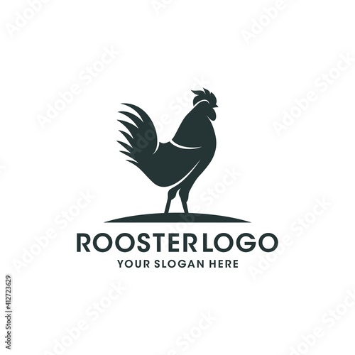 Rooster logo design template. Vector Illustration 