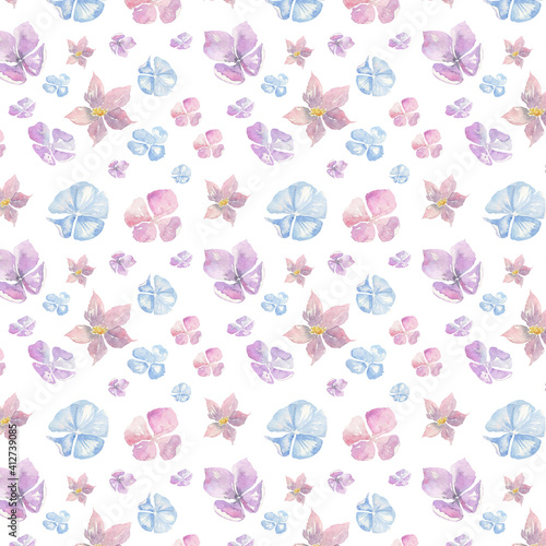 seamless pattern with purple and pink flower heads on white background
