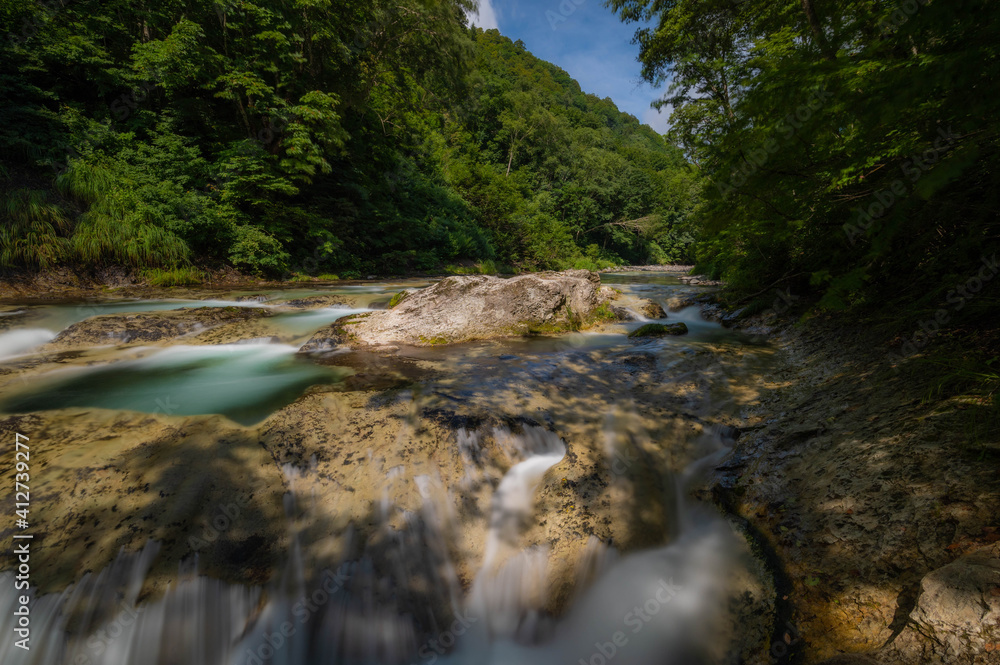 川遊びの夏