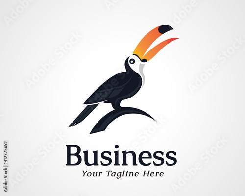 simple elegant toucan bird art logo icon symbol design illustration inspiration