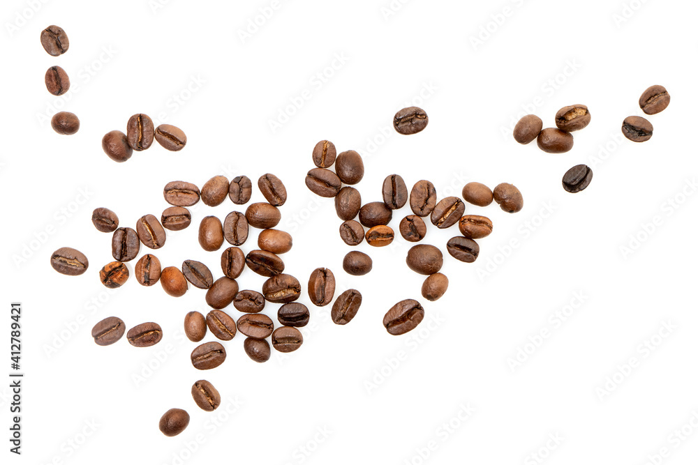 Fototapeta premium Coffee beans isolated on white background close up