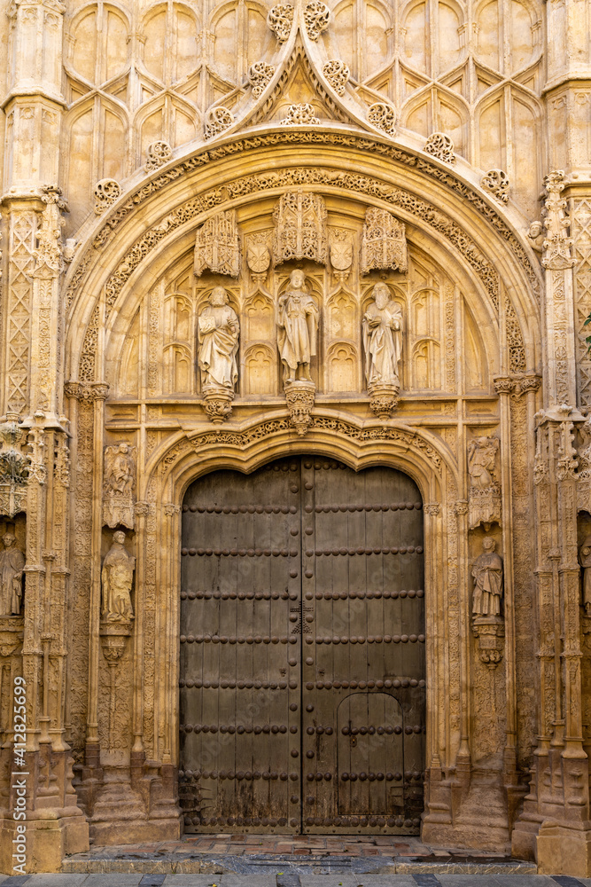 detail view of a door of the Diocese of Cordoba