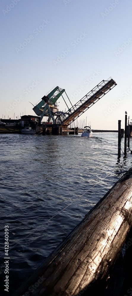 Obraz premium Græshoppebroen in Karrebæksminde, Denmark