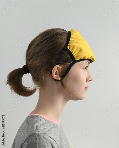 Fotografie How to NOT wear a face covering or mask