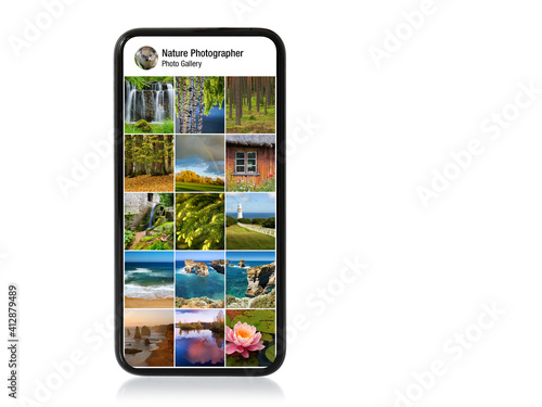 Tableau sur toile Nature and landscape photography gallery shown on mobile phone