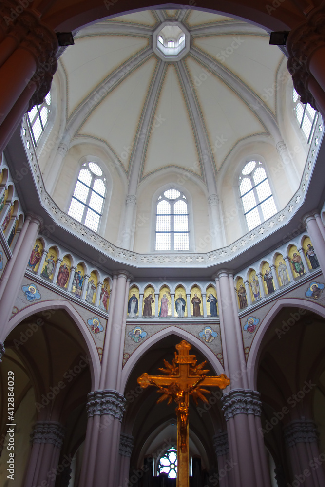Castelpetroso - Molise - Basilica Minore dell'Addolorata Sanctuary - The imposing internal dome