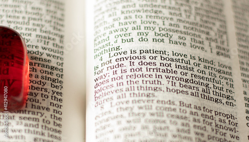 Εκτύπωση καμβά Love is patient love is kind