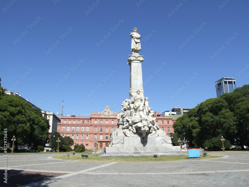 The Columbus monument in front of the Casa Rosada, Buenos Aires 