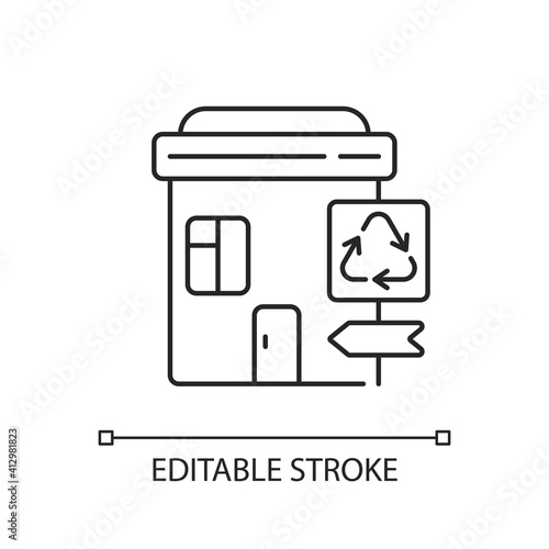 Recycling collection center linear icon. Landfill and material recovery facility. Drop-off center. Thin line customizable illustration. Contour symbol. Vector isolated outline drawing. Editable stroke