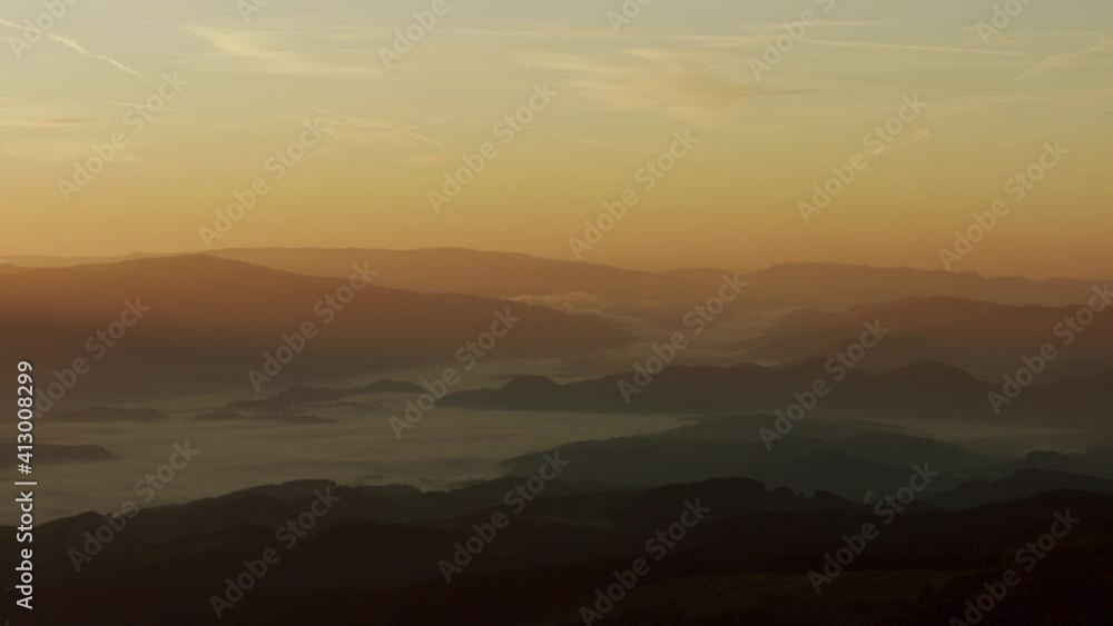 Gebirgslandschaft, Nebel Gebirgslandschaft, Nebel