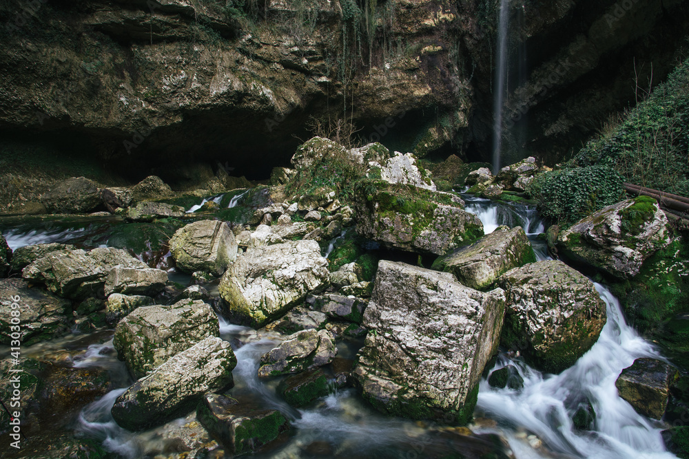 Fototapeta premium rocks in a mountain river