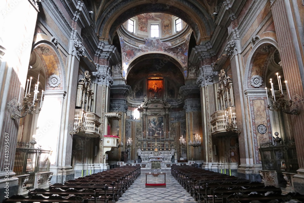 Napoli - Interno della Chiesa di San Ferdinando
