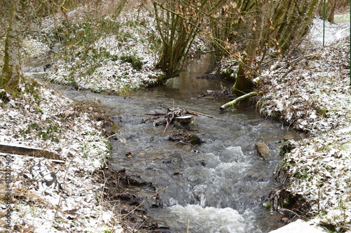 wilder Elzwasserfall im Februar photo