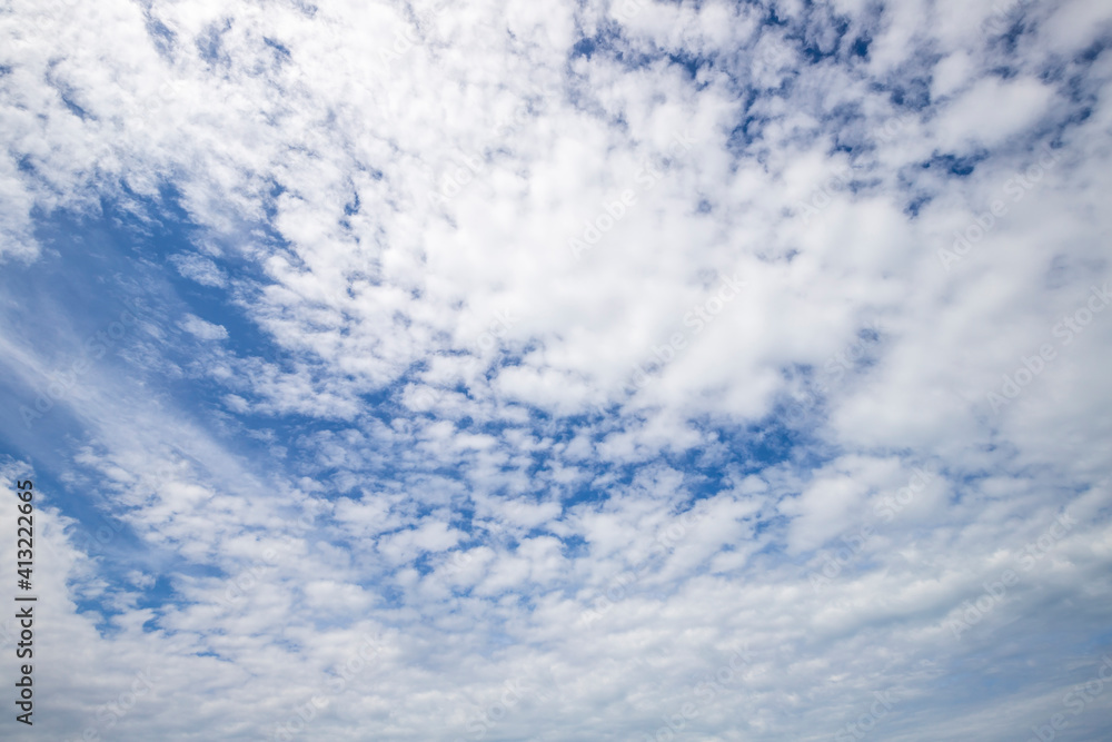 Nuvens no céu Nuvens no céu