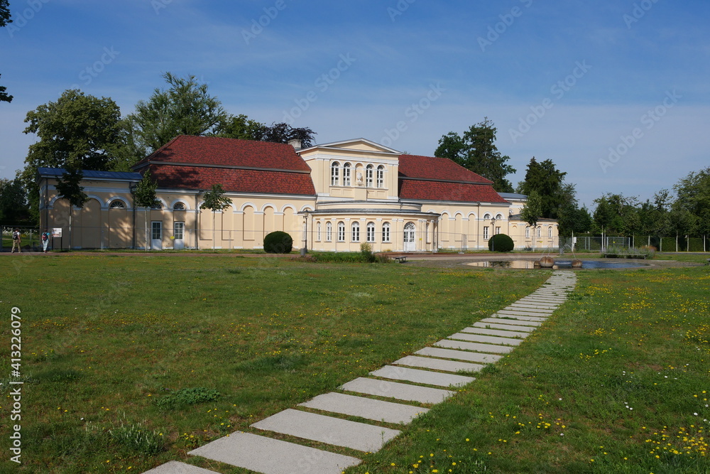 Orangierie Schlossgarten in Neustrelitz in Mecklenburg-Vorpommern in der Mecklenburgischen Seenplatte