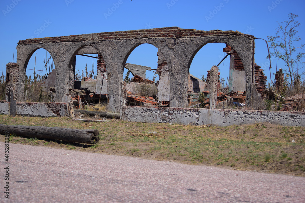 antigua ruina inundacion despojo arquitectura arcos viejo ciudad