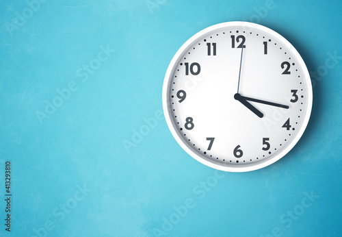 Wallpaper Mural 04:17 or 16:17 wall clock time Torontodigital.ca