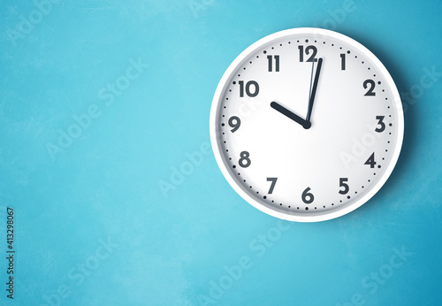 Wallpaper Mural 10:02 or 22:02 wall clock time Torontodigital.ca