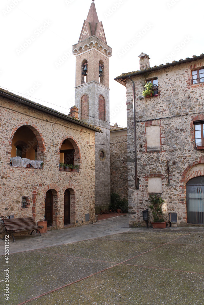 Obraz premium panoramia intorno san gusme in inverno