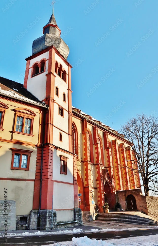 Würzburg, Deutschhauskirche im Winter