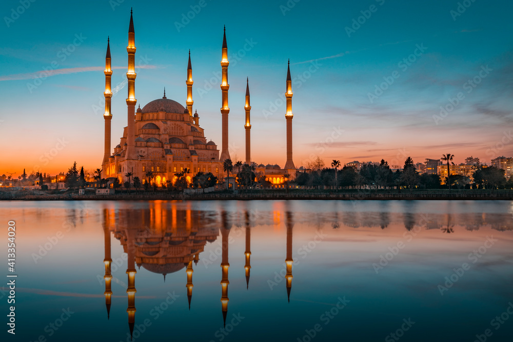 Naklejka premium mosque at sunset