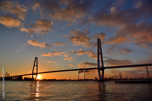 名港中央大橋 © Kazuyoshi  Ozaki