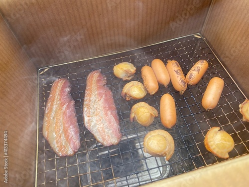 ダンボールで燻製（スモーク）SMOKING DEVICE photo