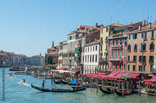 discovery of the city of Venice and its small canals and romantic alleys