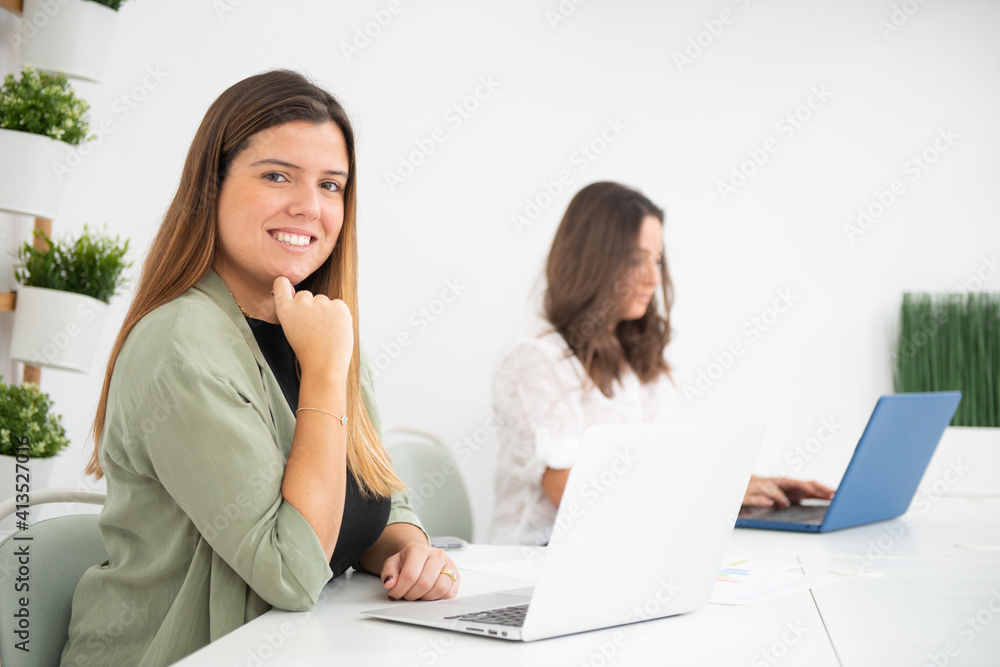 young entrepreneur businesswomen working in their office young entrepreneur businesswomen working in their office