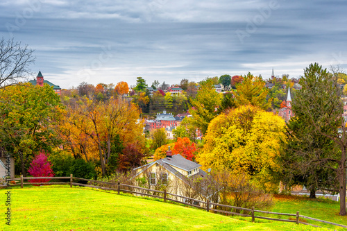 Cuadro en lienzo Historical Galena Town view at Autumn in Illinois of USA