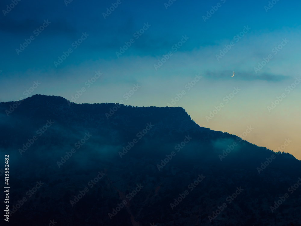 Obraz premium Blue mountains in Turkey Antalia at night