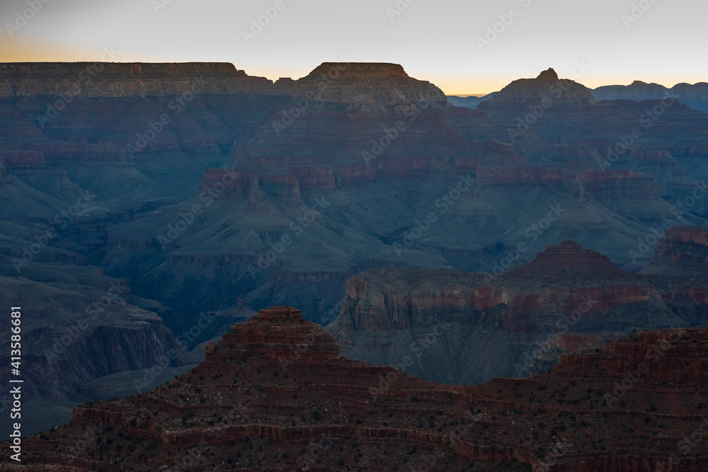 Fototapeta premium dramatic landscape of the Grand Canyon National Park in Arizona