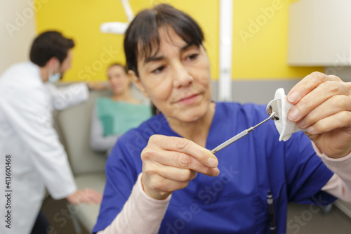 prosthesis worker prosthetic dentistry process
