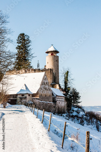 Arlesheim, Schloss Birseck, Burg, Ruine, Ermitage, Dorf, Wanderweg, Wald, Schnee, Schneedecke, Baselland, Birstal, Birseck, Winter, Schweiz photo