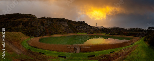 la nieve en la montaña