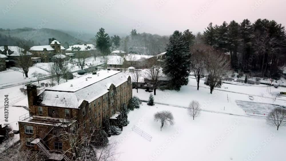 Snow on Lees McRae Campus in Banner Elk North Carolina, Banner Elk North Carolina Snow on Lees McRae Campus in Banner Elk North Carolina, Banner Elk North Carolina