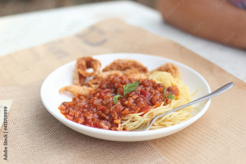 spaghetti with meatballs