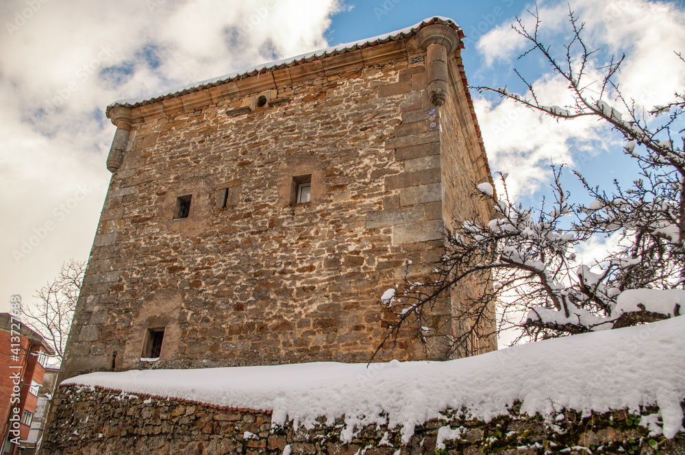 Fototapeta premium Great snowfall in Espinosa de los Monteros, Spain