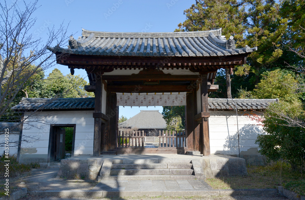 西大寺　南門　奈良市