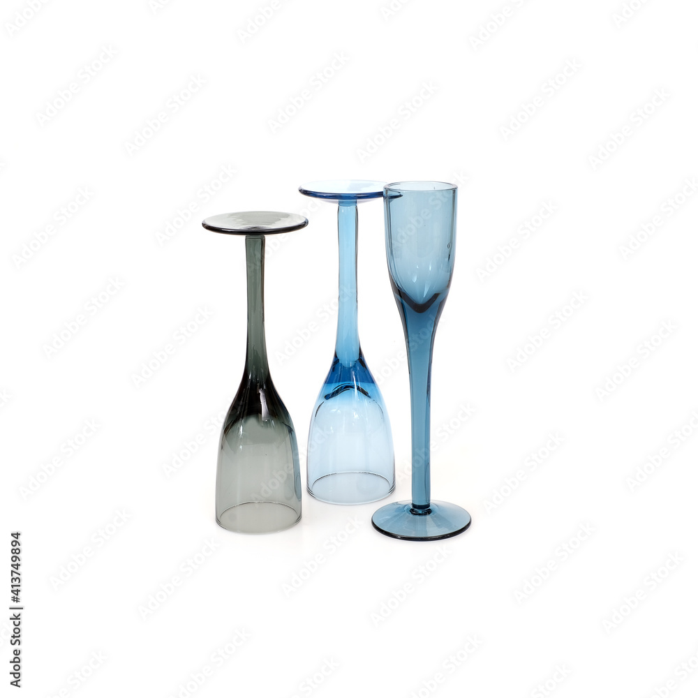 Obraz premium Small modern wine glasses isolated on white background