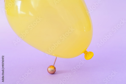 Office pin and air balloon ...